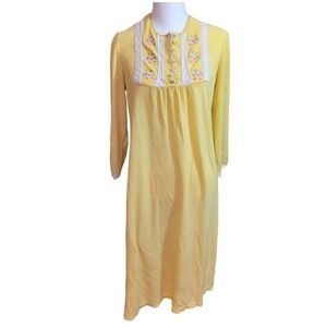 Vintage Nightgown Yellow Terrycloth Snap Front Lace Embroidery S/M Small Medium